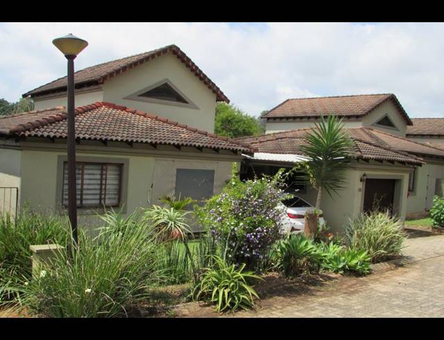 3 BEDROOM HOUSE FOR SALE IN KINGSVIEW EXT 1
